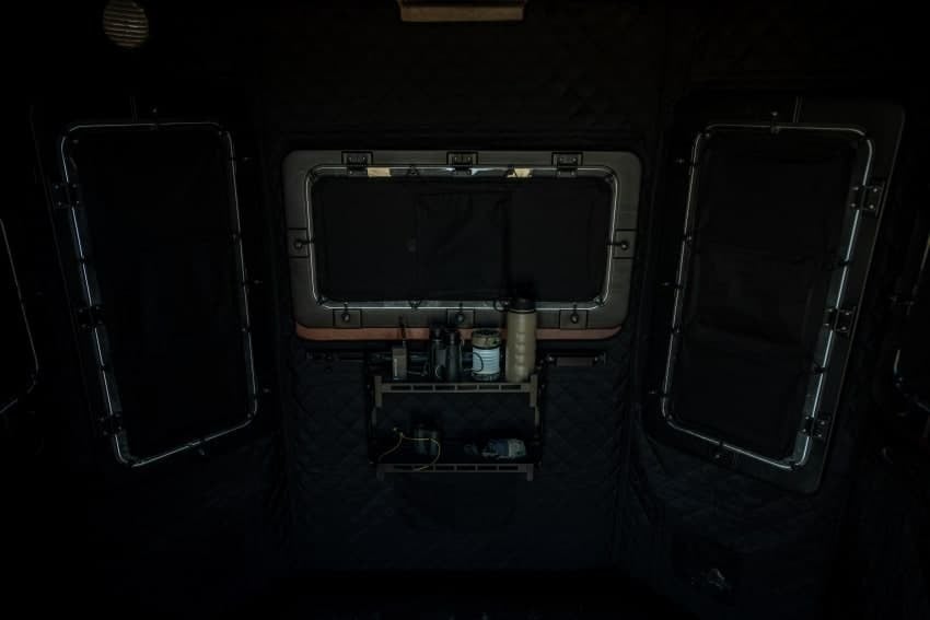 Approach Shelf Grizzly