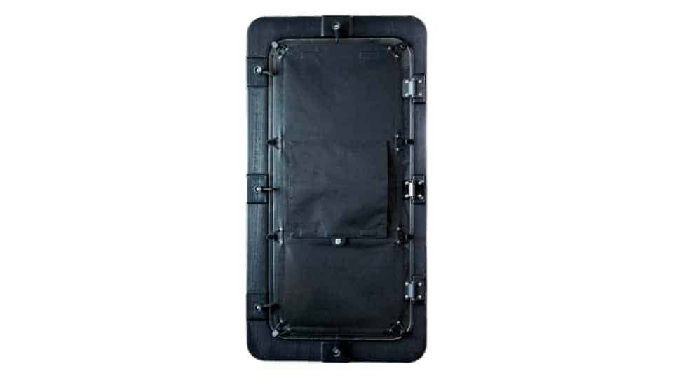 Blackout Shade Grizzly