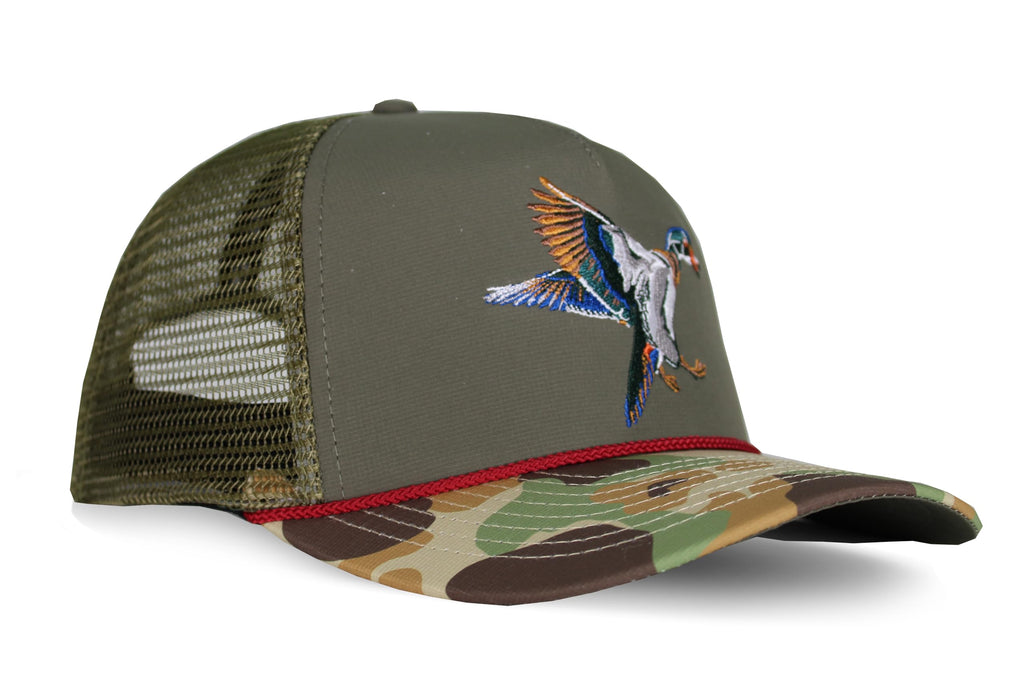 Paramount Outdoors Hat 5-Panel Throwback Fly Fishing Trucker hat with Quick Dry Fabric and Stretch Comfort Snapback