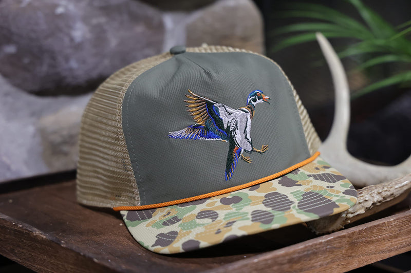 Paramount Outdoors Hat 5-Panel Throwback Fly Fishing Trucker hat with Quick Dry Fabric and Stretch Comfort Snapback